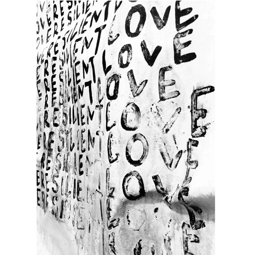 Hélène Lelimouzin "Resilient Love"